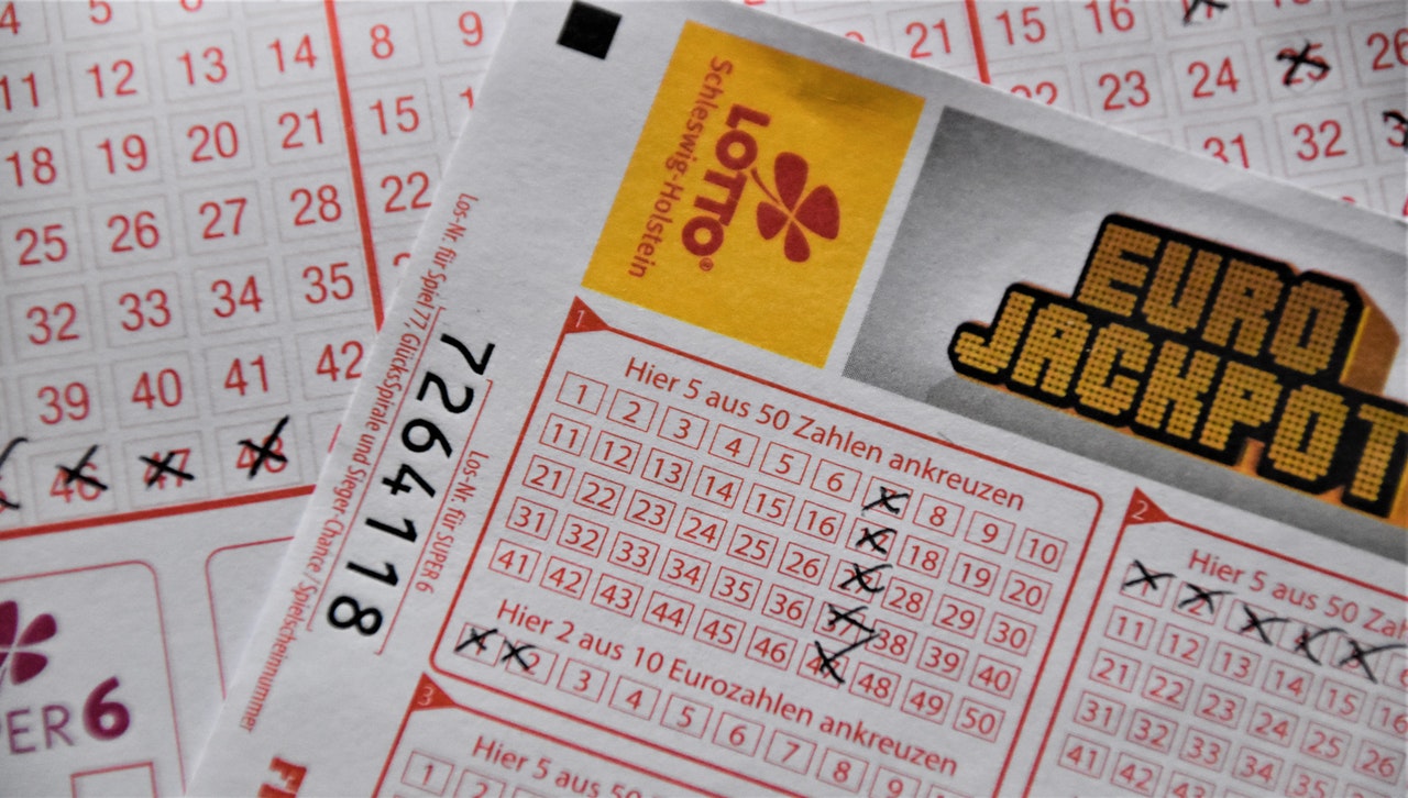 Quais técnicas de marketing as loterias usam (Foto de Waldemar Brandt no Pexels)